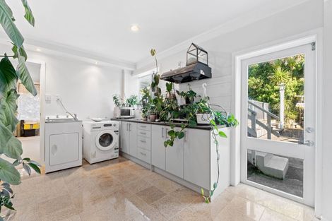 Photo of property in 62a Te Atatu Road, Te Atatu South, Auckland, 0610