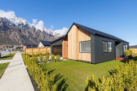 Photo of property in 29 Corriedale Road, Jacks Point, 9371