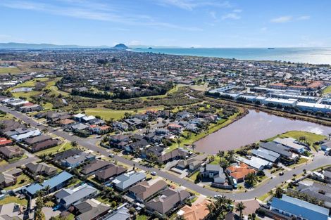 Photo of property in 143 Oriental Parade, Papamoa Beach, Papamoa, 3118