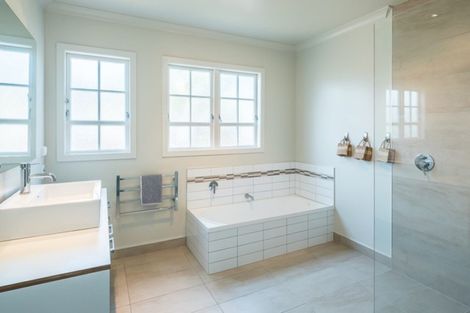 Photo of property in 12 Frances Street, Waikanae Beach, Waikanae, 5036