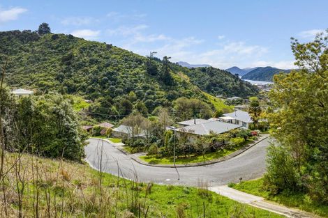 Photo of property in 16 Webster Place, Picton, 7220