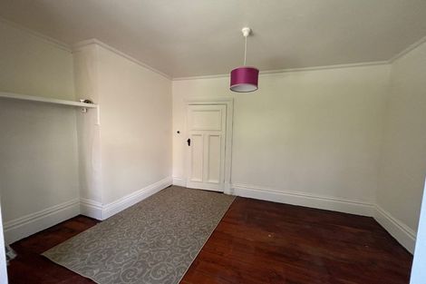 Photo of property in 21 Grass Street, Roseneath, Wellington, 6011