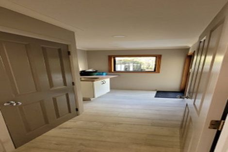 Photo of property in 85c Eliot Street, New Plymouth, 4310