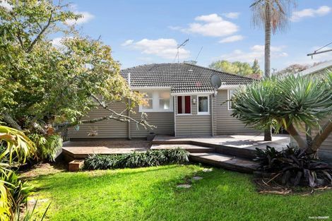 Photo of property in 8 Sloane Street, Glen Innes, Auckland, 1072