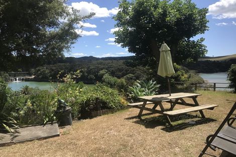 Photo of property in 324 Puketona Road, Haruru, 0204