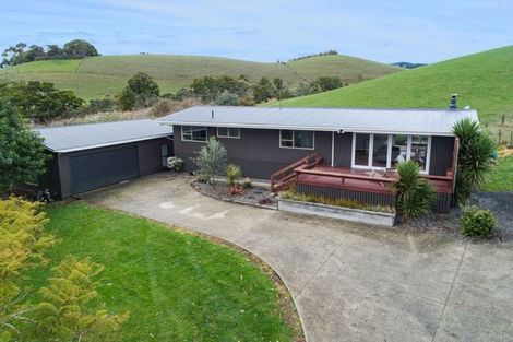 Photo of property in 350 Pataua Road North, Whareora, Whangarei, 0175