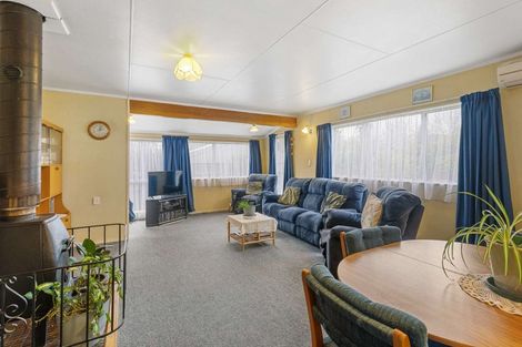 Photo of property in 2/74 Norwich Street, Stoke, Nelson, 7011