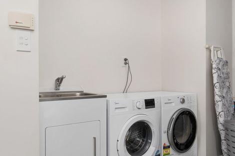 Photo of property in 2 Ranfurly Terrace, Pyes Pa, Tauranga, 3112