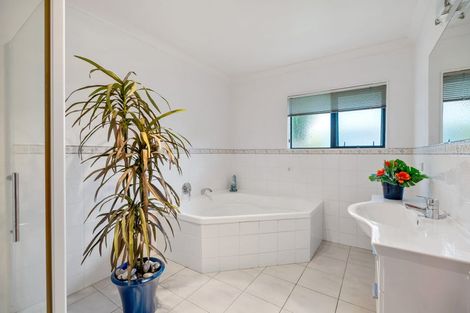 Photo of property in 99 Old Parua Bay Road, Abbey Caves, Whangarei, 0175