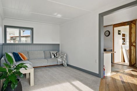 Photo of property in 65 Taupo View Road, Taupo, 3330
