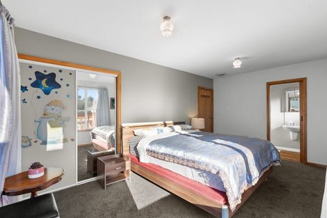 Photo of property in 424 Memorial Avenue, Burnside, Christchurch, 8053