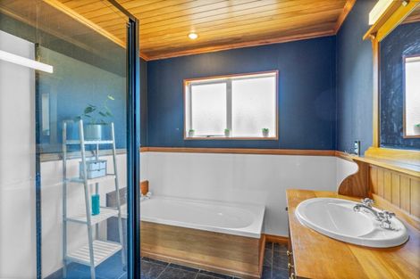 Photo of property in 201 Egerton Road, Winton, 9781