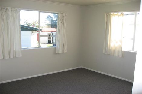 Photo of property in 5 Ferney Place, Richmond Heights, Taupo, 3330