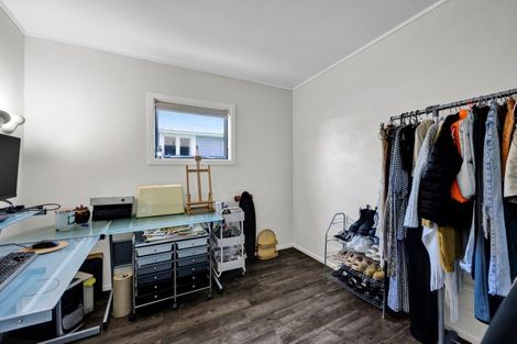 Photo of property in 63 Brois Street, Frankleigh Park, New Plymouth, 4310