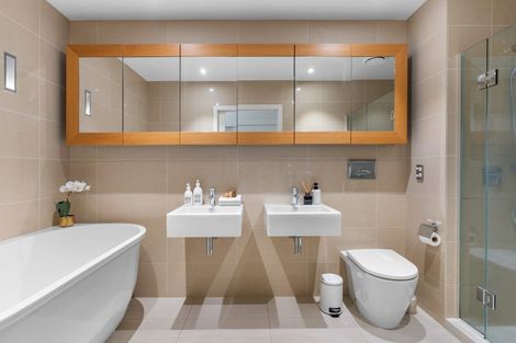 Photo of property in Maison Apartments, 406/16 Huron Street, Takapuna, Auckland, 0622