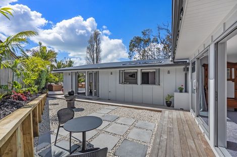 Photo of property in 49a Riverhills Avenue, Pakuranga Heights, Auckland, 2010