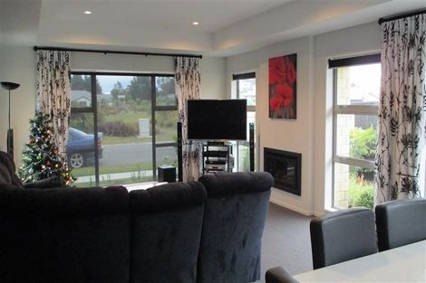 Photo of property in 25 Rossall Crescent, Rolleston, 7615