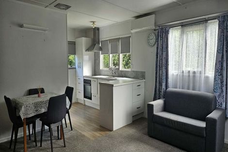 Photo of property in 91 Kanuka Road, Bombay, 2675