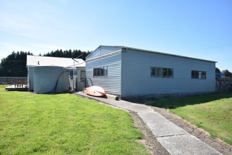 Photo of property in 2 Derby Street, Woodend, Invercargill, 9877