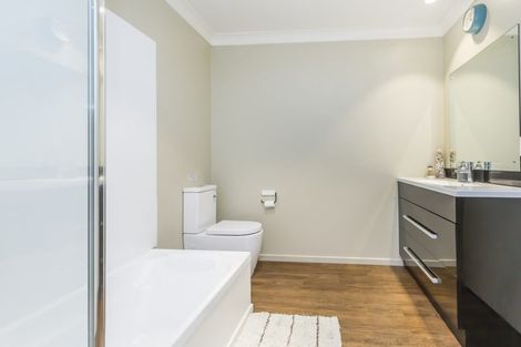 Photo of property in 15 Birkhall Grove, Strathmore Park, Wellington, 6022