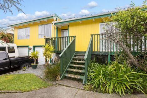 Photo of property in 97 Field Street, Silverstream, Upper Hutt, 5019