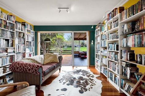 Photo of property in 1283 Mangorei Road, Mangorei, New Plymouth, 4371