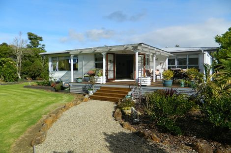 Photo of property in 23b Pa Road, Kerikeri, 0230