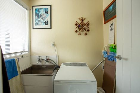 Photo of property in 43 Taverner Street, Carterton, 5713