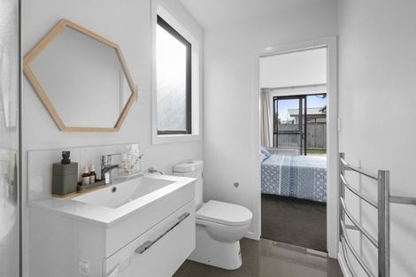 Photo of property in 24a Leeds Street, Milson, Palmerston North, 4414