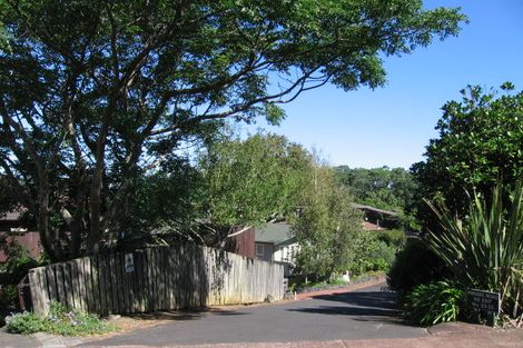 Photo of property in 31 Sylvan Park Avenue, Milford, Auckland, 0620