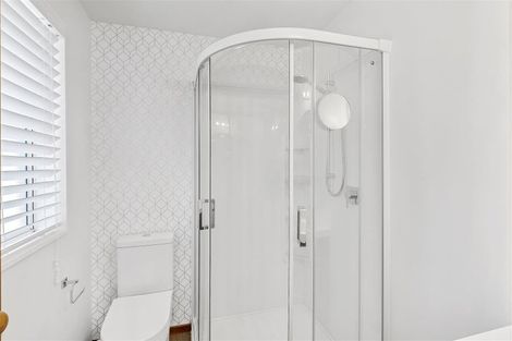 Photo of property in 100a Withells Road, Avonhead, Christchurch, 8042