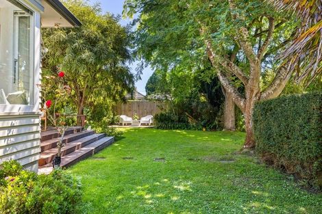 Photo of property in 100 Brookside Terrace, Bryndwr, Christchurch, 8053