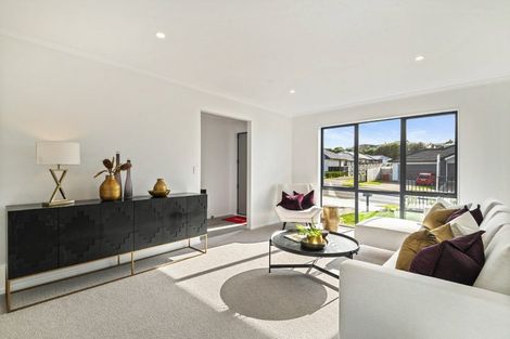 Photo of property in 41 Taikura Avenue, Red Beach, 0932