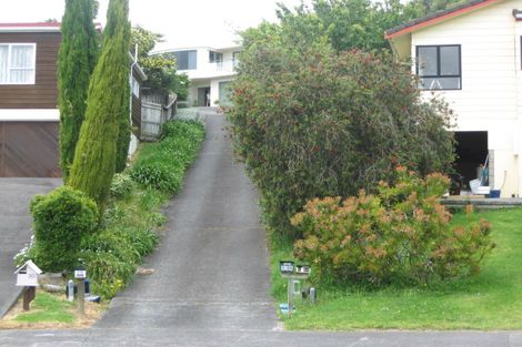 Photo of property in 2/26 Kenneth Hopper Place, Manly, Whangaparaoa, 0930