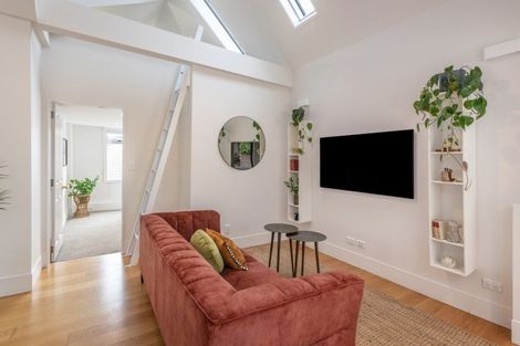 Photo of property in 8 Yale Road, Mount Cook, Wellington, 6021