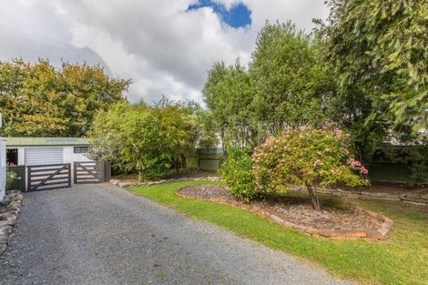 Photo of property in 9 Collins Street, Waipawa, 4210