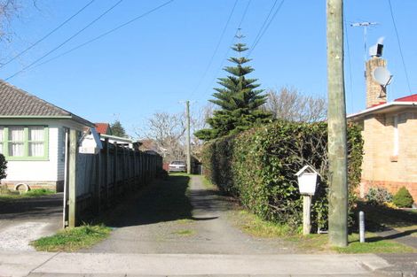 Photo of property in 15 Kerry Place, Papakura, 2110