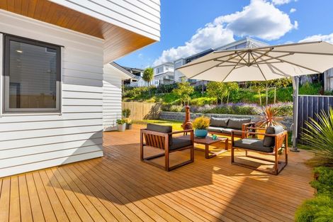 Photo of property in 40 Bounty Road, Long Bay, Auckland, 0630