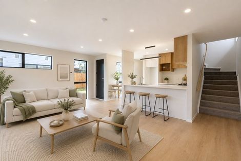 Photo of property in 6b Kaweka Street, New Lynn, Auckland, 0600