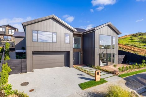 Photo of property in 9 Halcyon Bay Lane, Wainui, 0992