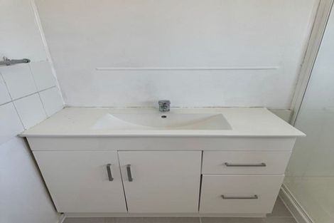 Photo of property in 1/94 Beaumonts Way, Manurewa, Auckland, 2102