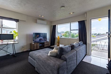 Photo of property in 1/54 Richards Avenue, Forrest Hill, Auckland, 0620