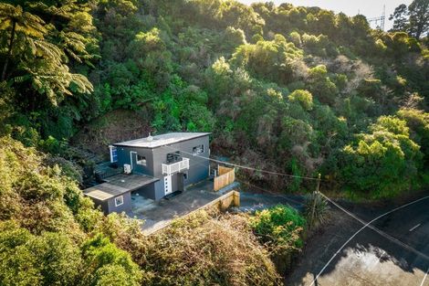 Photo of property in 37 Mcdougall Grove, Haywards, Lower Hutt, 5018