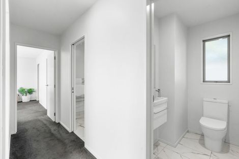 Photo of property in 5 Warhorse Gate, Halswell, Christchurch, 8025