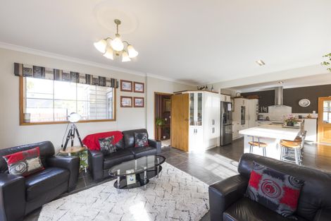 Photo of property in 21 Alan Street, Palmerston North, 4414
