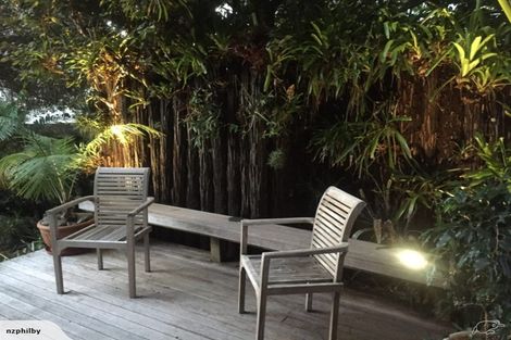 Photo of property in 1/1 Sylvan Park Avenue, Milford, Auckland, 0620