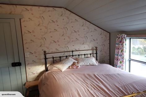 Photo of property in 2a Ripon Street, Lyttelton, 8082