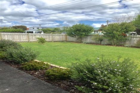 Photo of property in 1/112 Titirangi Road, New Lynn, Auckland, 0600