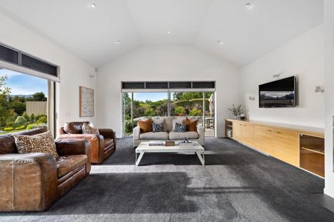 Photo of property in 3 Bayonet Peak Place, Drift Bay, Queenstown, 9371
