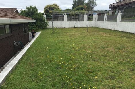 Photo of property in 150 Everglade Drive, Totara Heights, Auckland, 2105